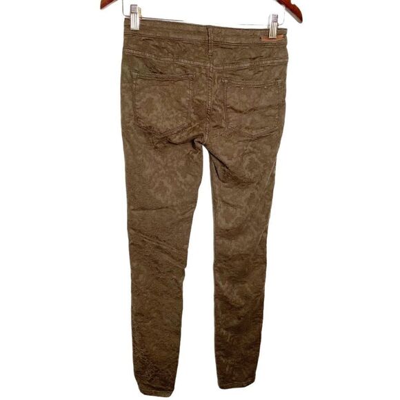 Pilcro and the Letterpress Serif Skinny Jeans, Size 26 - Picture 2 of 9